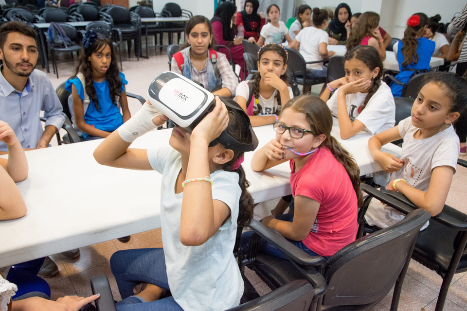 Students building and creating in the Future Makers program